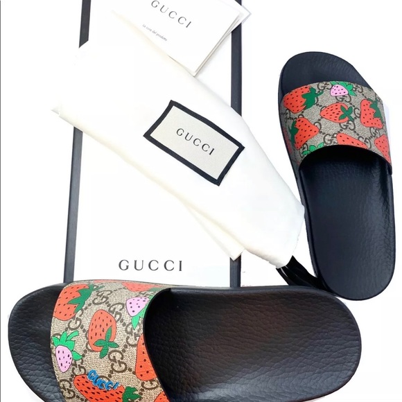 gucci strawberry slides size 7